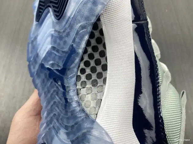 Cheap Husky 11 Retro 528895-007 Low Air Jordan Georgetown 0616